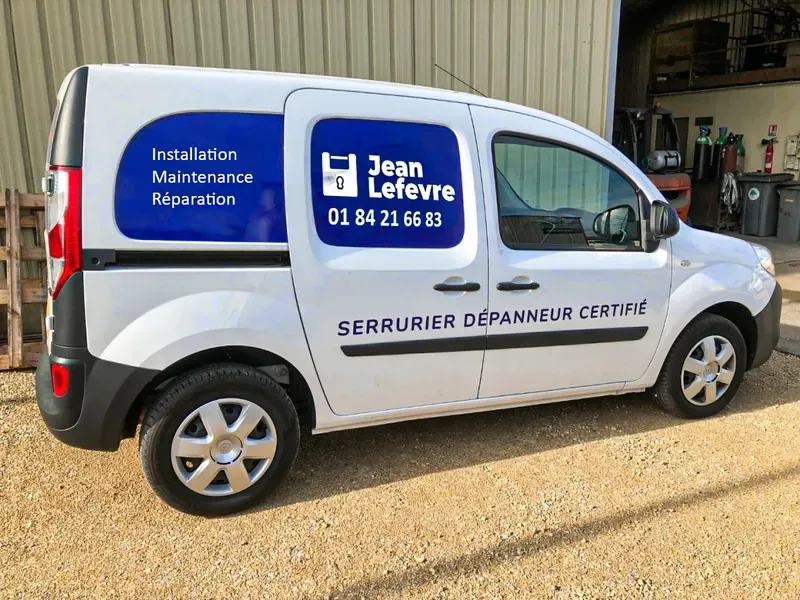 Camionnette d'intervention du serrurier Jean Lefevre à Romainville